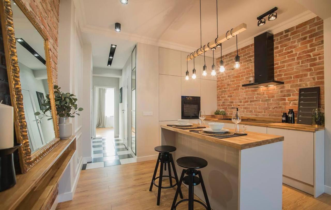 Modern Flat In The Centre - By Hik Apartments Warschau Buitenkant foto